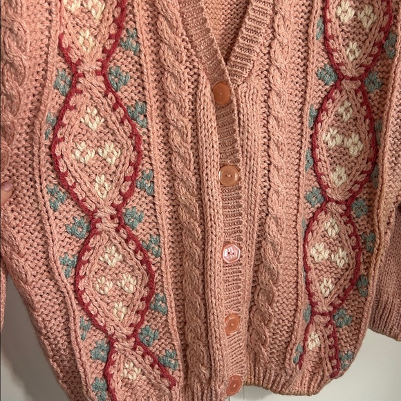 NWT Vintage Knit Cardigan - Picture 2 of 8